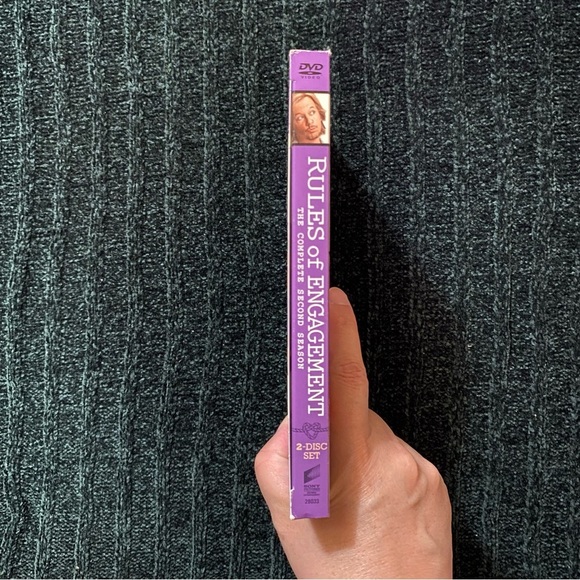 DVD: Rules of Engagement - The Complete Second Season (DVD, 2008, 2-Disc Set) - Picture 3 of 8